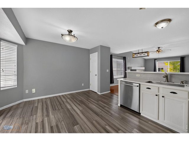 1155 Trout Creek Cir, Longmont, CO 80504