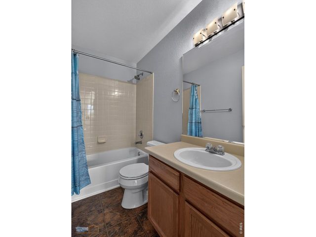 1155 Trout Creek Cir, Longmont, CO 80504
