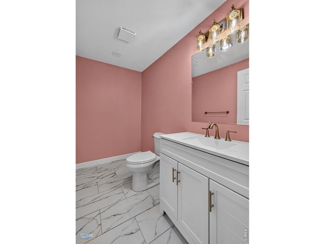 1155 Trout Creek Cir, Longmont, CO 80504