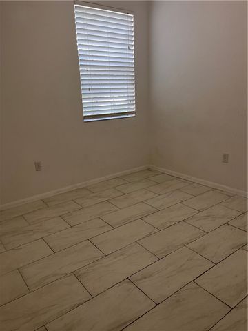 2262 57 Circle 2262, Vero Beach, FL 32966