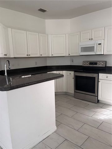 2262 57 Circle 2262, Vero Beach, FL 32966