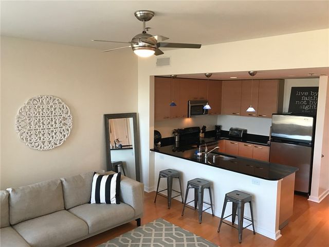 1200 Main Street 602, Dallas, TX 75202