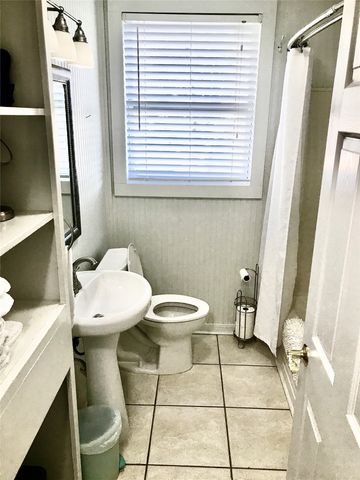 2521 Littlepage Street, Fort Worth, TX 76107