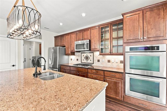 9218 Viaggio Way, Littleton, CO 80126