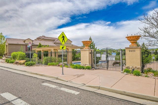 9218 Viaggio Way, Littleton, CO 80126
