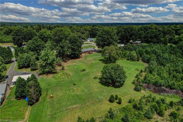 3270 Nc Highway 135, Stoneville, NC 27048