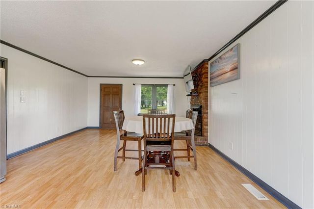 3270 Nc Highway 135, Stoneville, NC 27048