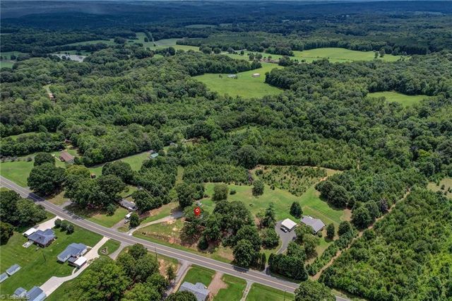 3270 Nc Highway 135, Stoneville, NC 27048