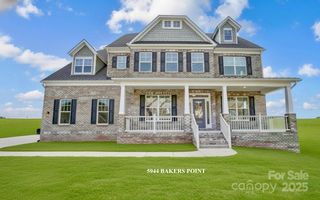 5944 Bakers Point, Hickory, NC 28602