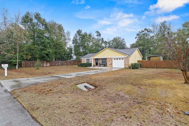 73 Eagles Ridge Drive, Crawfordville, FL 32327