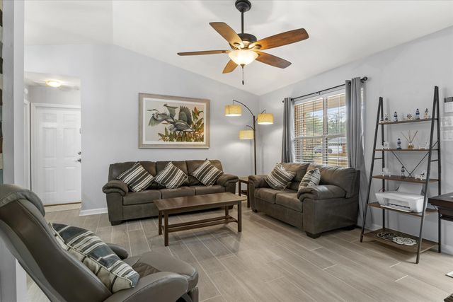 73 Eagles Ridge Drive, Crawfordville, FL 32327