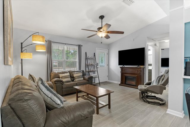 73 Eagles Ridge Drive, Crawfordville, FL 32327