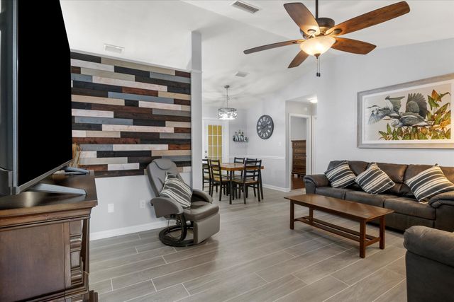 73 Eagles Ridge Drive, Crawfordville, FL 32327