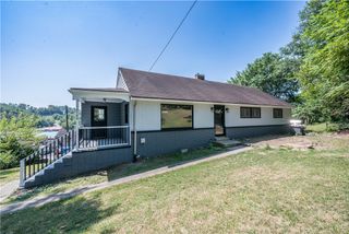 10780 Old Trail Rd, North Huntingdon, PA 15642