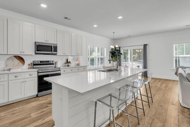 651 Spark Street, Mount Pleasant, SC 29464