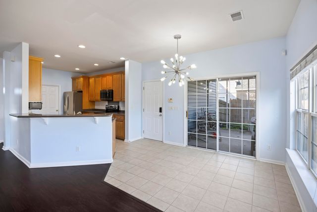 7326 Kestrel Trail, Hanahan, SC 29410