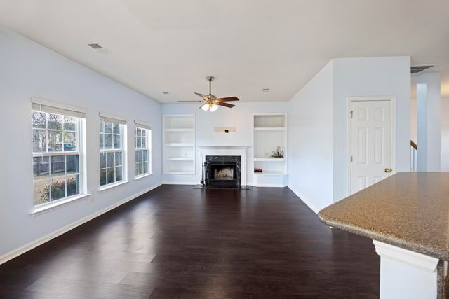 7326 Kestrel Trail, Hanahan, SC 29410