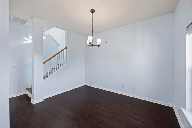 7326 Kestrel Trail, Hanahan, SC 29410