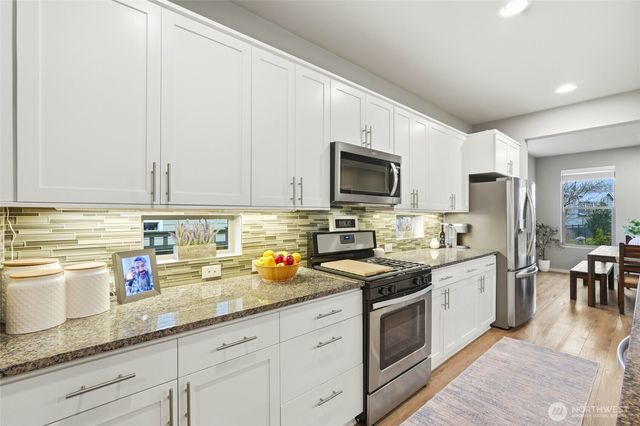 32909 Crystal Lakes Lane, Black Diamond, WA 98010