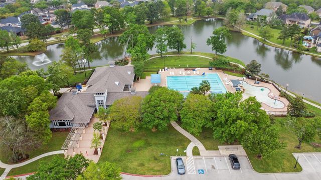 13911 Desert Trace Court, Houston, TX 77044