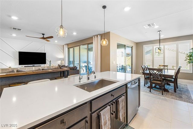 10960 Gardenova Avenue, Las Vegas, NV 89166