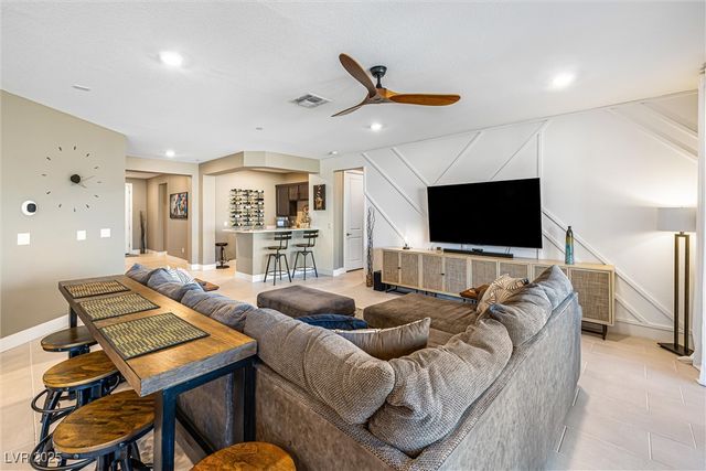 10960 Gardenova Avenue, Las Vegas, NV 89166