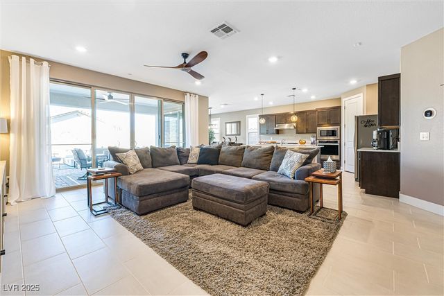 10960 Gardenova Avenue, Las Vegas, NV 89166