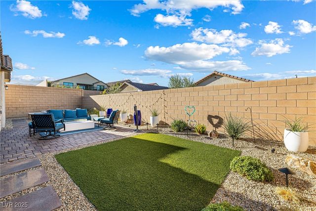 10960 Gardenova Avenue, Las Vegas, NV 89166