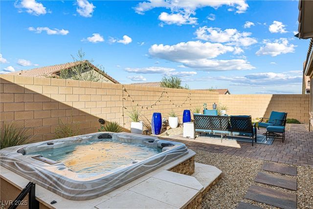 10960 Gardenova Avenue, Las Vegas, NV 89166