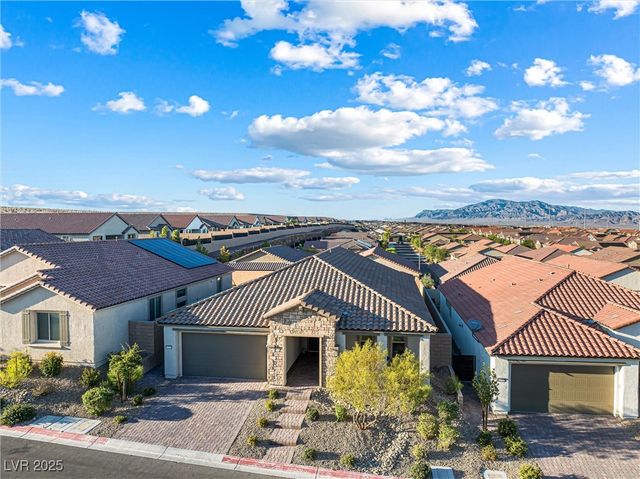 10960 Gardenova Avenue, Las Vegas, NV 89166