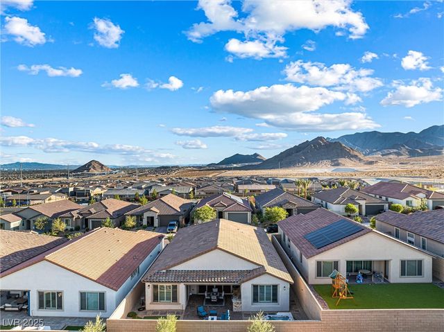 10960 Gardenova Avenue, Las Vegas, NV 89166