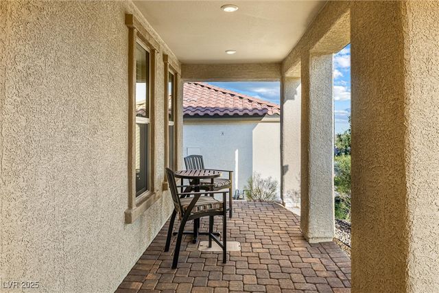 10960 Gardenova Avenue, Las Vegas, NV 89166