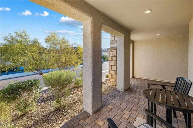 10960 Gardenova Avenue, Las Vegas, NV 89166