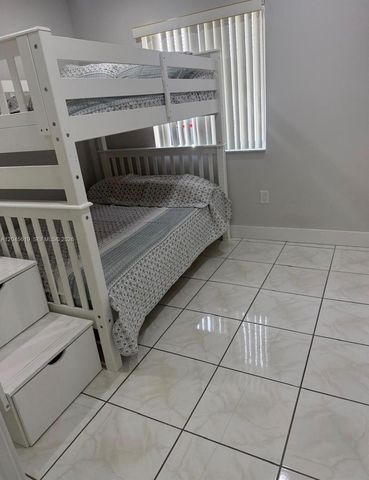 14406 SW 179th Lane, Miami, FL 33177