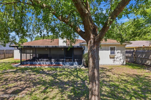 1820 SHANNON LAKE Drive, Middleburg, FL 32068