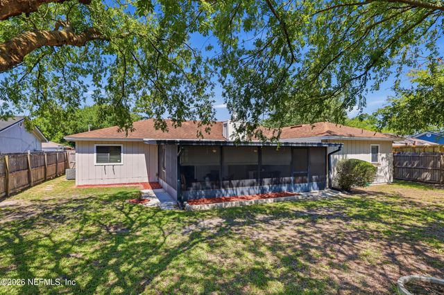 1820 SHANNON LAKE Drive, Middleburg, FL 32068