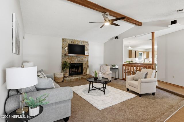 1820 SHANNON LAKE Drive, Middleburg, FL 32068