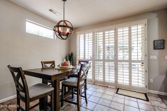 16021 W SILVER BREEZE Drive, Surprise, AZ 85374