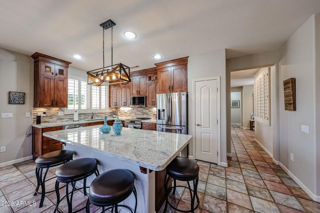 16021 W SILVER BREEZE Drive, Surprise, AZ 85374