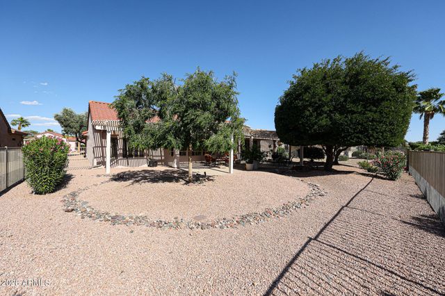 16021 W SILVER BREEZE Drive, Surprise, AZ 85374