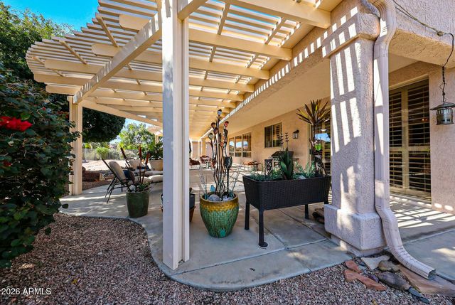 16021 W SILVER BREEZE Drive, Surprise, AZ 85374
