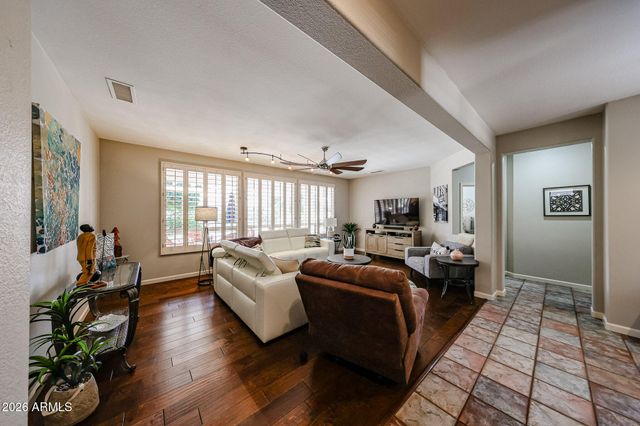 16021 W SILVER BREEZE Drive, Surprise, AZ 85374