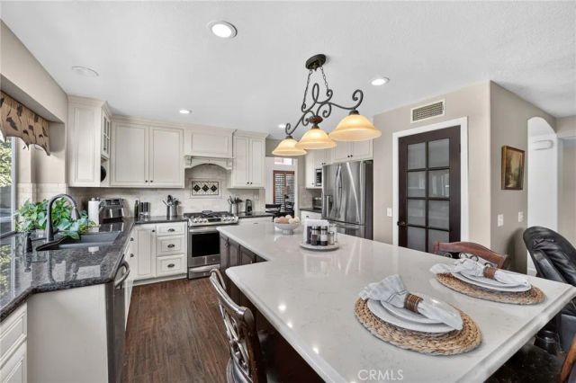 35078 Willow Springs, Yucaipa, CA 92399