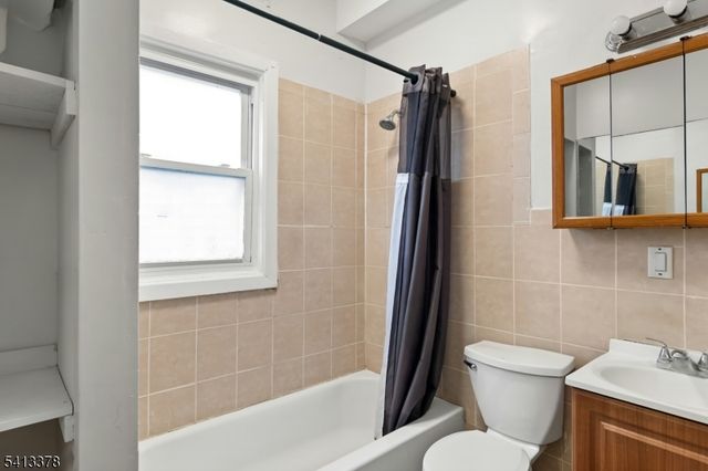 218 Elmwood Ave, East Orange City, NJ 07018