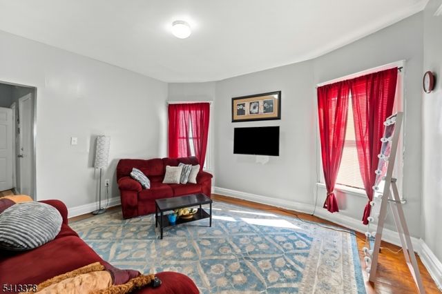 218 Elmwood Ave, East Orange City, NJ 07018