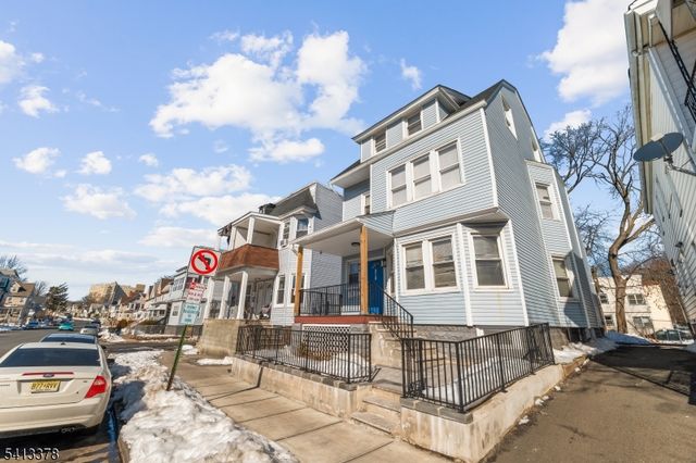 218 Elmwood Ave, East Orange City, NJ 07018