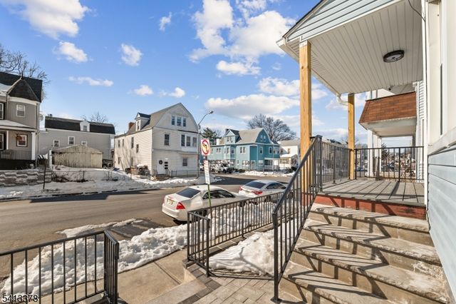 218 Elmwood Ave, East Orange City, NJ 07018