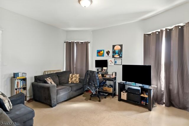 218 Elmwood Ave, East Orange City, NJ 07018