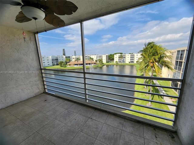 425 SE 11th Ter 403, Dania Beach, FL 33004