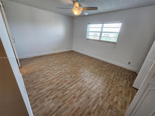 425 SE 11th Ter 403, Dania Beach, FL 33004